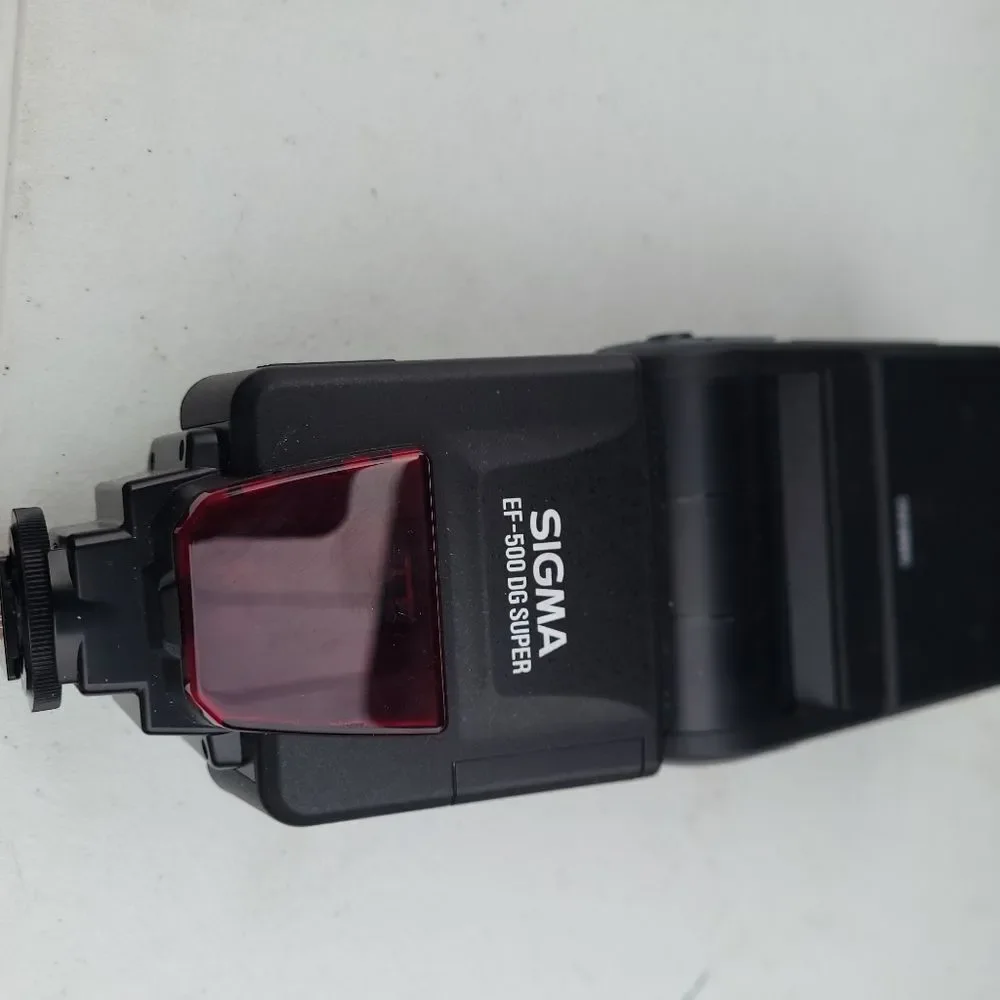Sigma EF-350 DG Super Speedlight